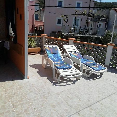 Apartment Agava Miholascica Ngoại thất bức ảnh