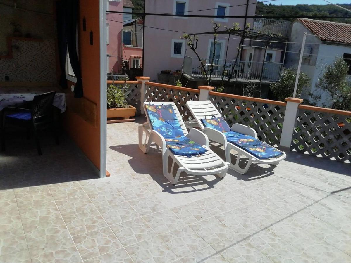 Apartment Agava Miholascica Ngoại thất bức ảnh